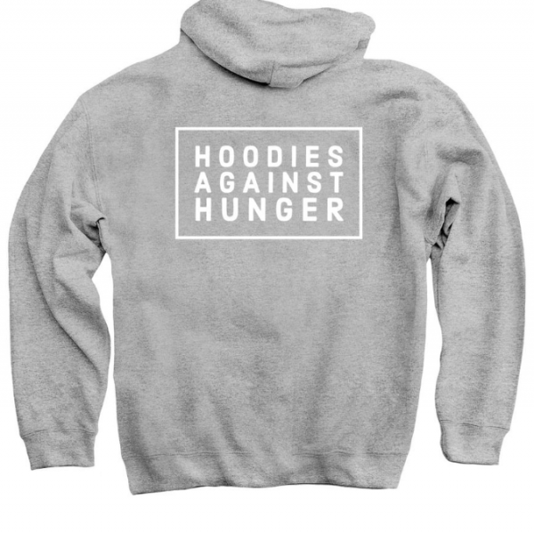 Hoodie dengan Logo Tampak Belakang